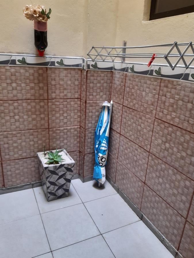 Apartamento Encantador Com Estacionamento 卡波布里奥 外观 照片