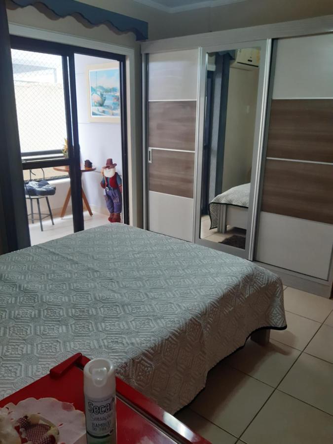 Apartamento Encantador Com Estacionamento 卡波布里奥 外观 照片